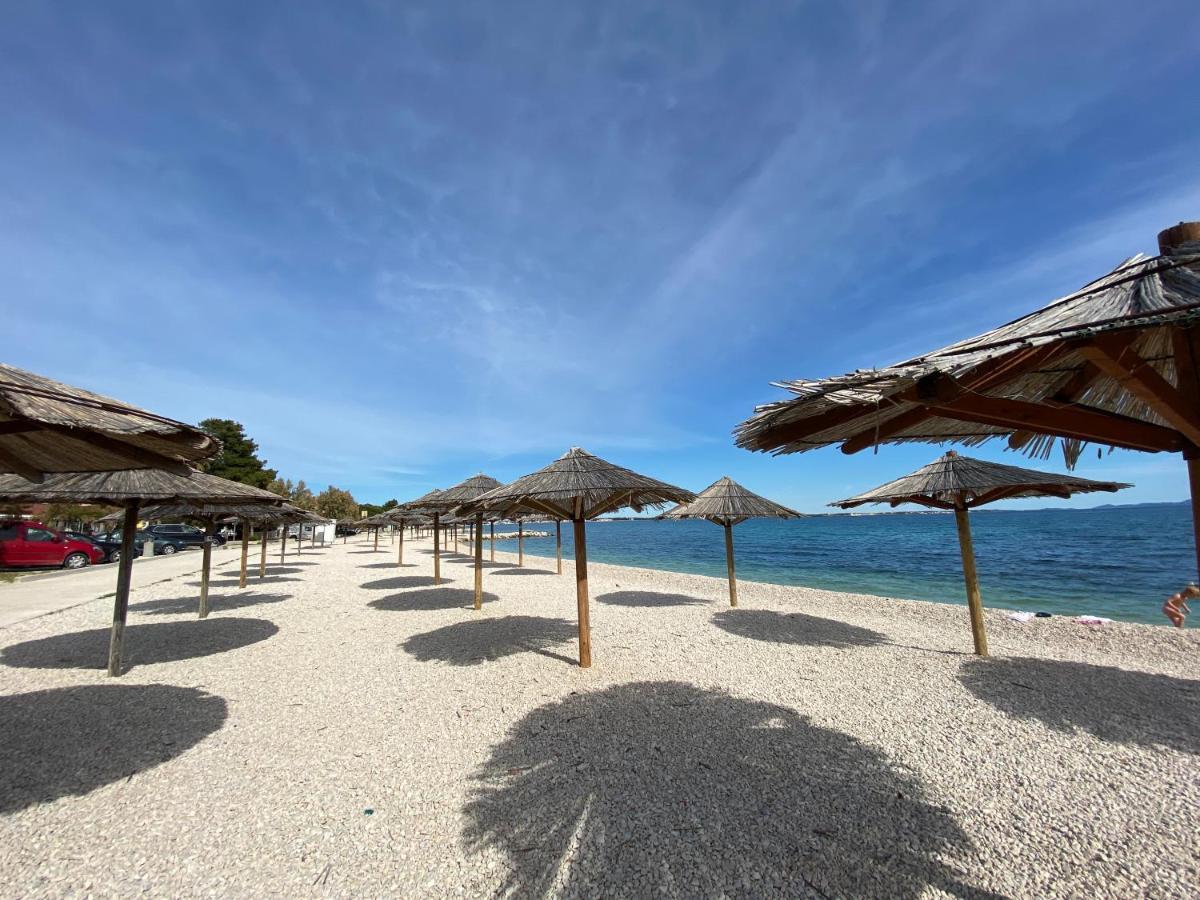 Apartmani Villa Adriatic Vir Exteriér fotografie