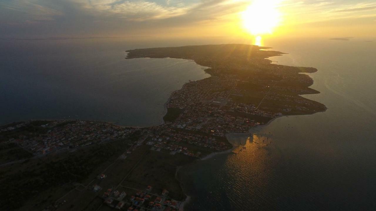 Apartmani Villa Adriatic Vir Exteriér fotografie